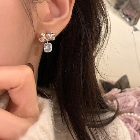Temperament Ladies Light Luxury Pearl Double Layer Earrings Diamond Earrings, EH1490, EH0668, EH1595, EH1509, EH1667, EH1291, EH1661, EH1671, EH1666, EH0829, EH0820, EH1649, EH1485, EH1560, EH1662, EH1650, EH1631, EH0997, EH0518, EH1543, EH0510, EH0667...