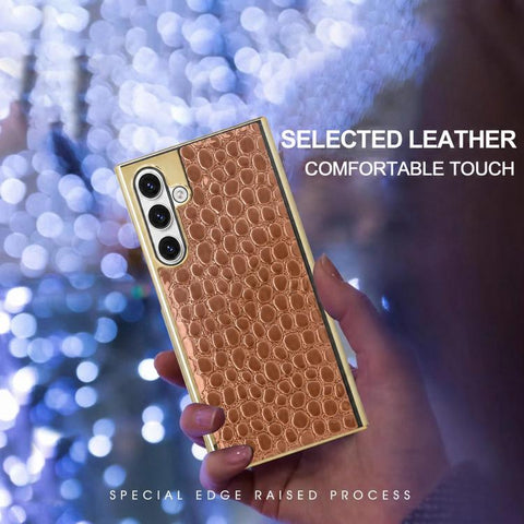 Pearl Crocodile Texture Electroplated Frame PC + Vegan Leather Phone Case, For Galaxy S25 5G, For Galaxy S25 Ultra 5G, For Galaxy S24 Ultra 5G, For Galaxy S24 5G, For Galaxy S23 Ultra 5G, For Galaxy S23 5G, For Galaxy S22 Ultra 5G, For Galaxy S22 5G