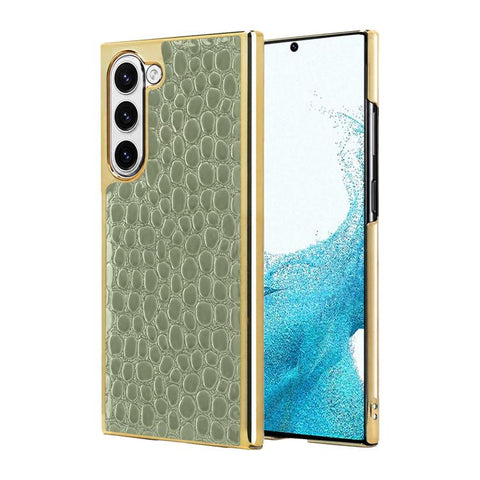 Pearl Crocodile Texture Electroplated Frame PC + Vegan Leather Phone Case, For Galaxy S25 5G, For Galaxy S25 Ultra 5G, For Galaxy S24 Ultra 5G, For Galaxy S24 5G, For Galaxy S23 Ultra 5G, For Galaxy S23 5G, For Galaxy S22 Ultra 5G, For Galaxy S22 5G