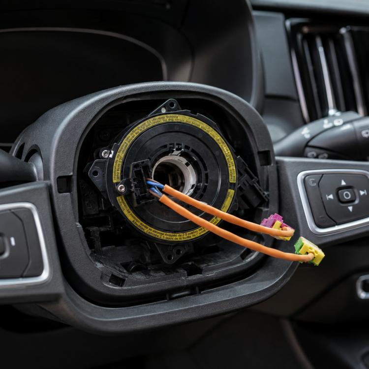 Car Steering Wheel Airbag Clock Spring Spiral Cable without Angle Sensor 31313083, For Volvo S60 / S80 / V70 2005-2014