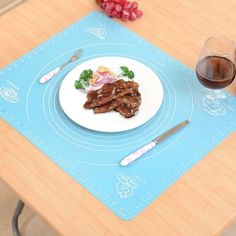 2 PCS Multi-purpose Baking Necessary Silicone Kneading Dough Pad / Flour Pad / Heat Insulation Meal Pad Random Color Delivery