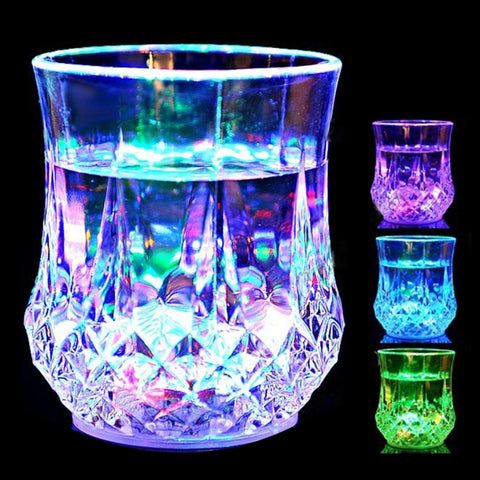 Creative Colorful LED Light Pineapple Inductive Rainbow Color Cup, LED Light Pineapple Cup