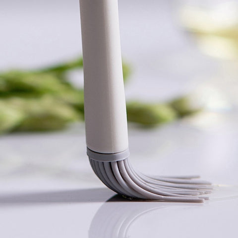 Kitchen Brush Removable Silicone Oil Brush Baking Barbecue Brush Oil Tool Random Color Delivery
