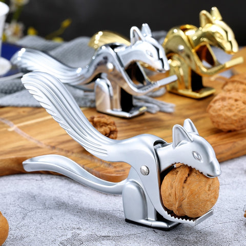 Squirrel Shape Walnut Clip Multifunctional Nut Shell Clip, Bright Color, Sand Color