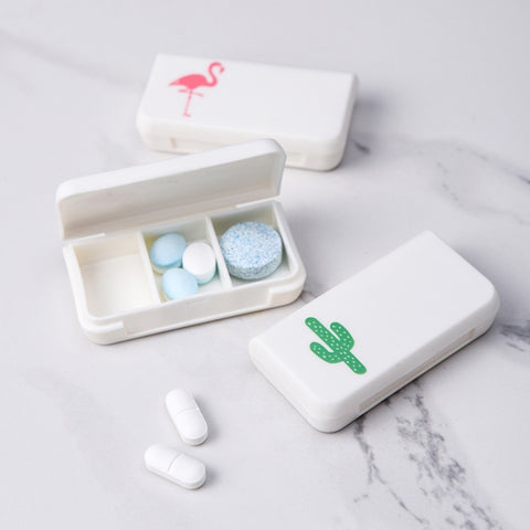 8 PCS Small Portable Moisture-proof Sealed Medicine Box 3 Compartments A Day Medicine Divided, Flamingo, Cactus, Turtle Leaf, Pineapple, Letter