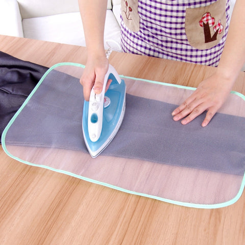 2pcs High Temperature Steam Iron Insulation Mesh Pad, Random Color Delivery, Size: 40x60cm, 35x50cm, 40x60cm