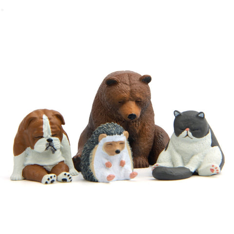 Warm Series Sitting Sleepy Zoo Figure Fridge Magnets, Fat Cat, Hedgehog, Brown Bear, Pug dog