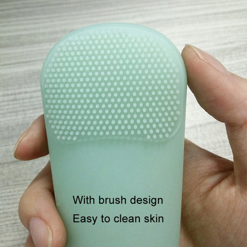 60ml Silicone Suction Cup With Brush Squeezed Bottle Portable Travel Storage Bottle, Blue, Green, Pink