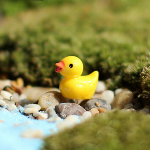 5 PCS Mini Doll House Accessories Resin Three-dimensional Small Yellow Duck Plant Decoration, Yellow Duck Plant Decoration