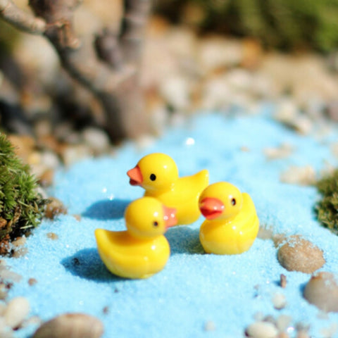 5 PCS Mini Doll House Accessories Resin Three-dimensional Small Yellow Duck Plant Decoration, Yellow Duck Plant Decoration