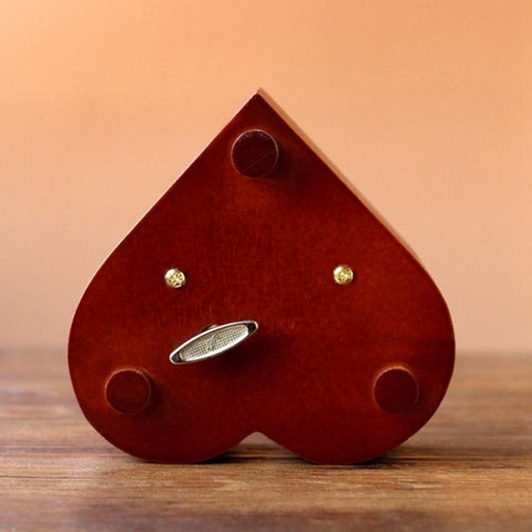Creative Heart Shaped Vintage Wood Carved Mechanism Musical Box Wind Up Music Box Gift, Golden Movement