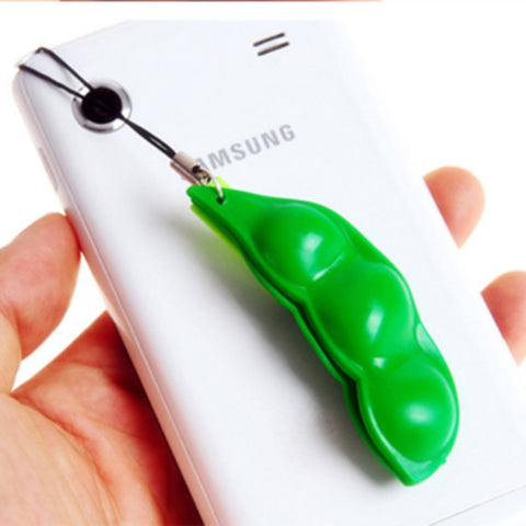 3 PCS Creative Extrusion Pea Soybean Stress Relief Toy Key Pendant, Random Expression Delivery, Extrusion Pea