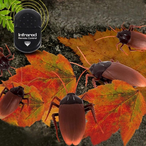 Tricky Funny Toy Infrared Remote Control Scary Creepy Cockroach, Size: 7.5*14cm, Cockroach